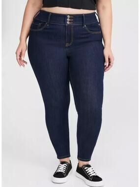Torrid dark wash super soft Jeggings Size 24T
